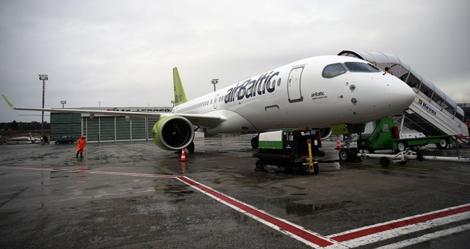 Airbus A220 uçaklarını İstanbulda tanıttı