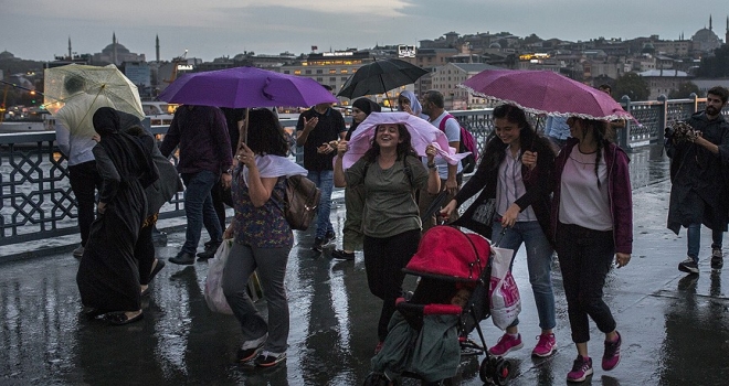 Meteorolojiden üç bölge için sağanak uyarısı