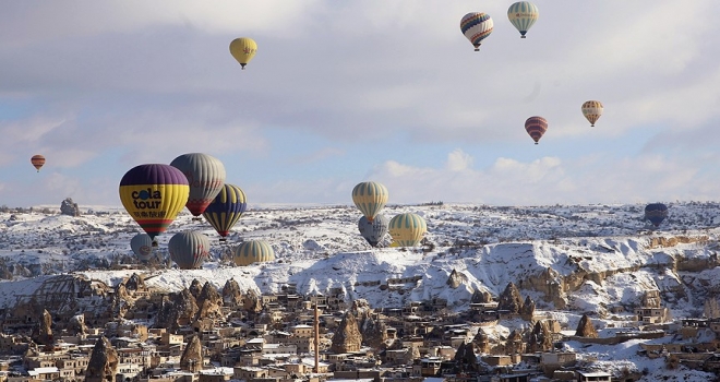 Kapadokya'da balon turlarına yoğun ilgi