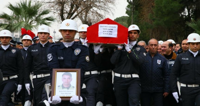 Şehit polis memuru için tören düzenlendi